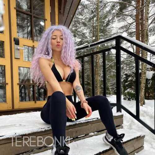 Шлюха Адель 23478